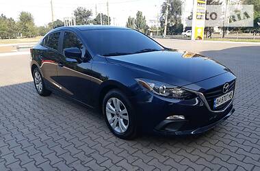 Седан Mazda 3 2014 в Мариуполе