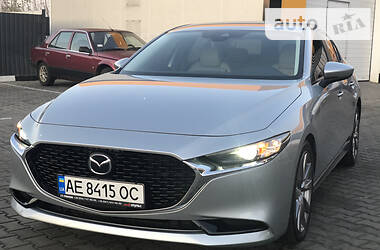 Седан Mazda 3 2019 в Днепре