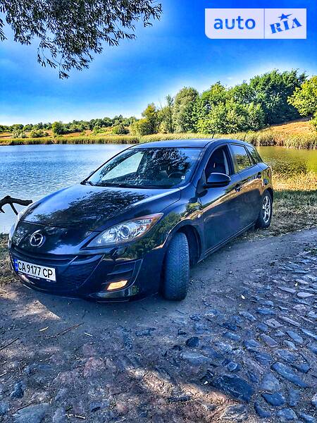 Хетчбек Mazda 3 2011 в 