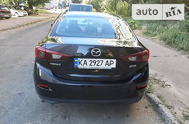 Седан Mazda 3 2014 в Киеве