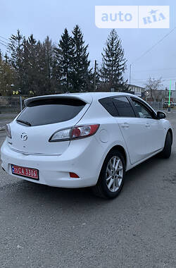 Хэтчбек Mazda 3 2012 в Луцке