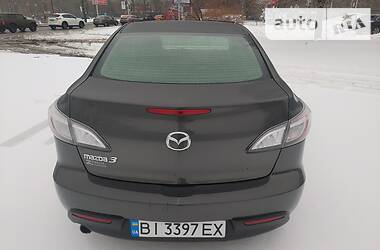 Седан Mazda 3 2011 в Днепре