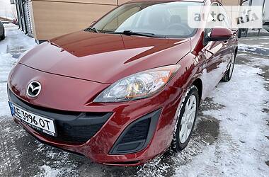 Седан Mazda 3 2011 в Днепре