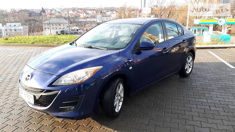 Седан Mazda 3 2009 в Черновцах