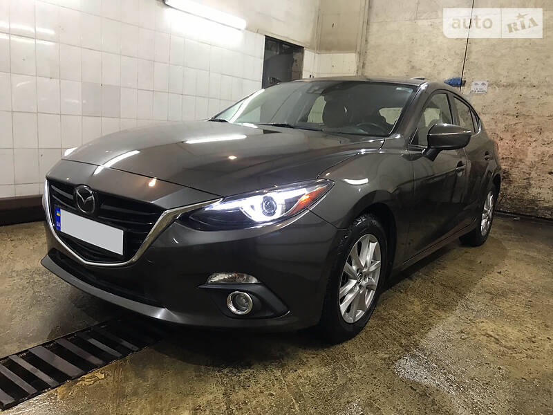 Хэтчбек Mazda 3 2015 в Харькове