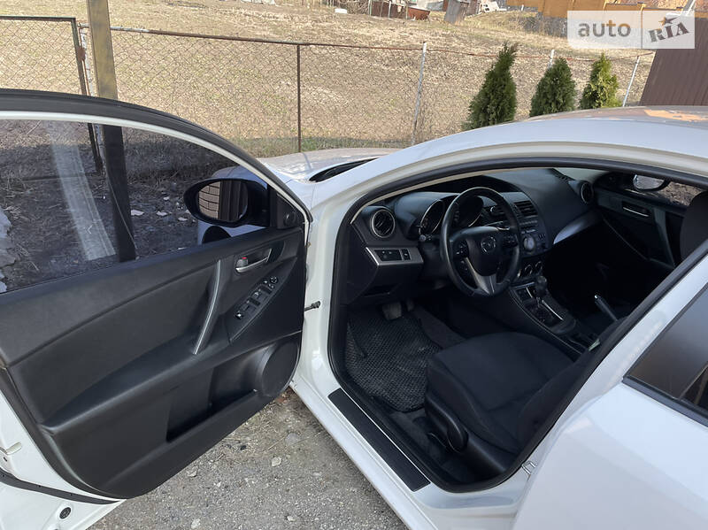 Хэтчбек Mazda 3 2011 в Виннице