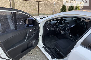 Хэтчбек Mazda 3 2011 в 