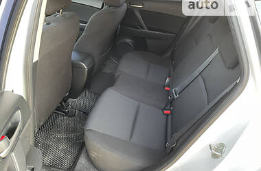 Хэтчбек Mazda 3 2011 в 