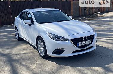 Седан Mazda 3 2014 в Киеве