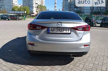 Седан Mazda 3 2018 в Запоріжжі