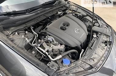 Седан Mazda 3 2019 в Запоріжжі