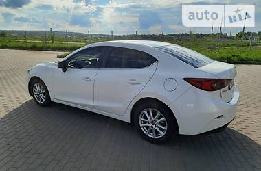 Седан Mazda 3 2016 в Виннице