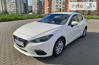 Седан Mazda 3 2016 в Виннице