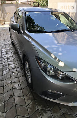 Седан Mazda 3 2014 в Покровске