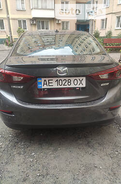 Седан Mazda 3 2013 в Дніпрі