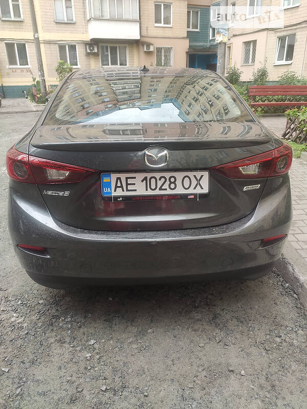Седан Mazda 3 2013 в Дніпрі