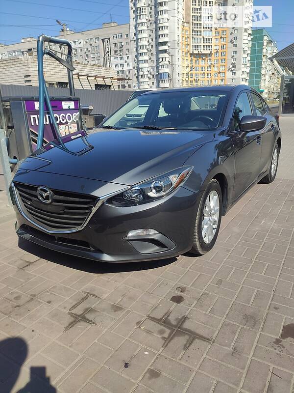 Седан Mazda 3 2013 в Дніпрі