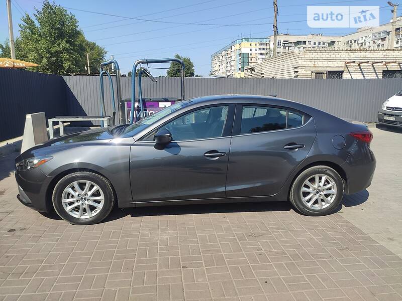 Седан Mazda 3 2013 в Дніпрі