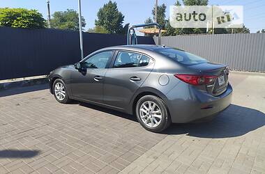 Седан Mazda 3 2013 в Дніпрі