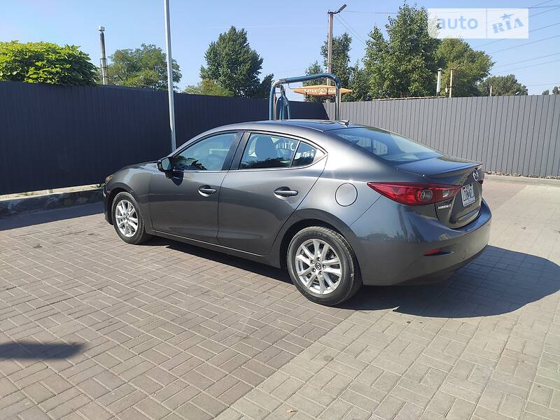 Седан Mazda 3 2013 в Дніпрі
