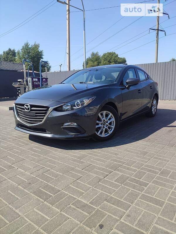 Седан Mazda 3 2013 в Дніпрі