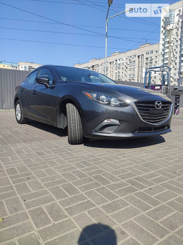Седан Mazda 3 2013 в Дніпрі