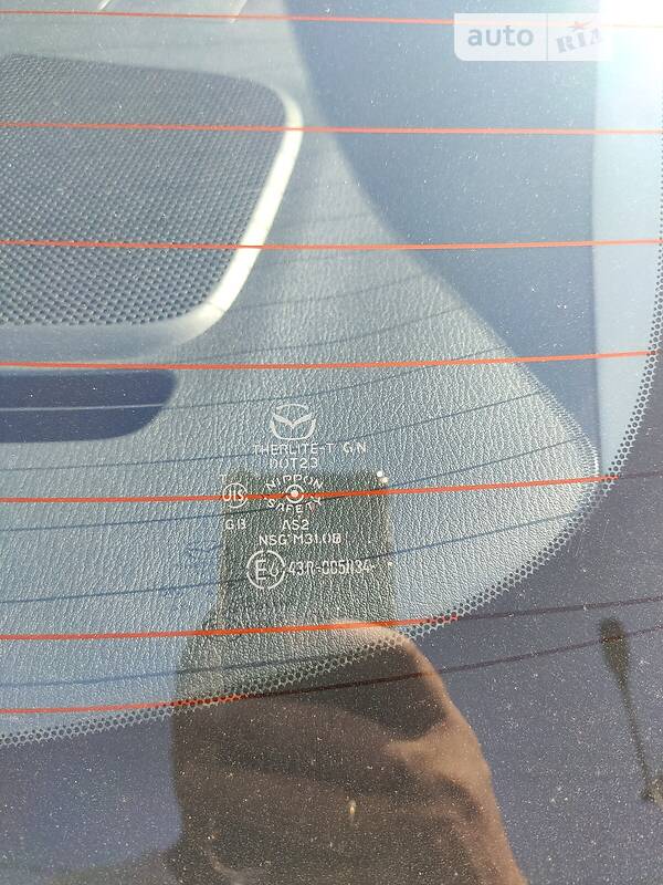 Седан Mazda 3 2013 в Дніпрі