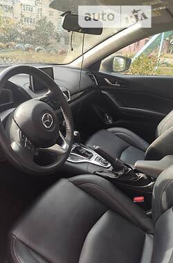 Седан Mazda 3 2013 в Дніпрі