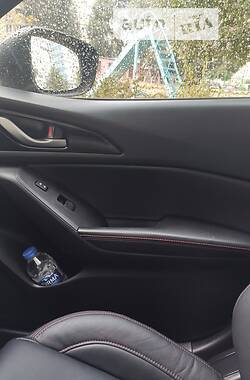 Седан Mazda 3 2013 в Дніпрі