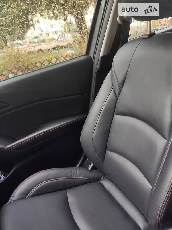 Седан Mazda 3 2013 в Дніпрі