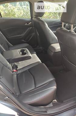 Седан Mazda 3 2013 в Дніпрі