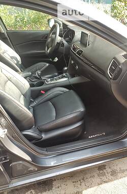 Седан Mazda 3 2013 в Дніпрі