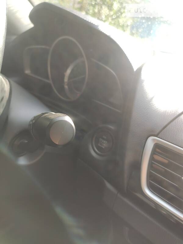 Седан Mazda 3 2013 в Дніпрі