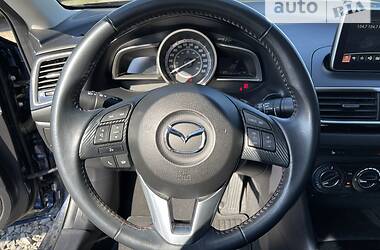 Седан Mazda 3 2014 в Львове