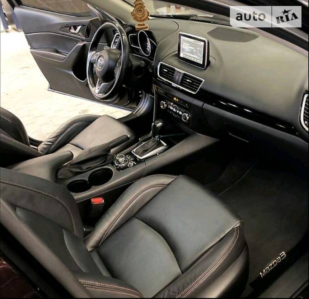 Хэтчбек Mazda 3 2014 в Днепре