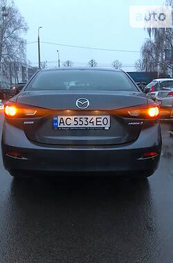 Седан Mazda 3 2014 в Луцьку
