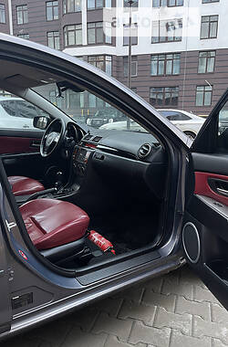 Хэтчбек Mazda 3 2007 в Киеве