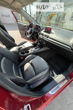 Седан Mazda 3 2013 в Львове