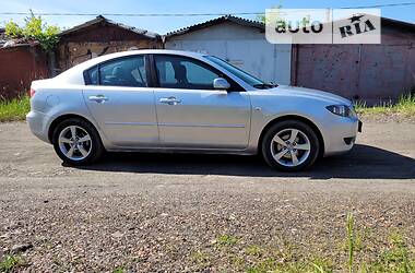 Седан Mazda 3 2005 в Червонограде