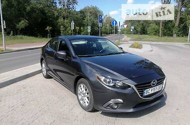 Седан Mazda 3 2015 в Львове