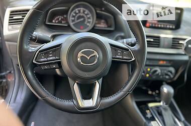 Хэтчбек Mazda 3 2016 в Миргороде
