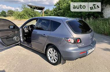 Хэтчбек Mazda 3 2007 в Золочеве