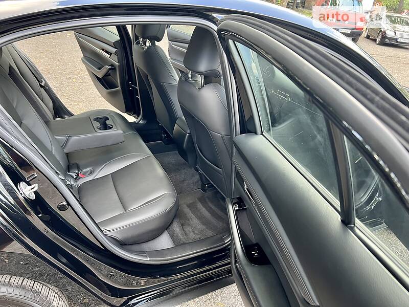 Седан Mazda 3 2020 в Киеве