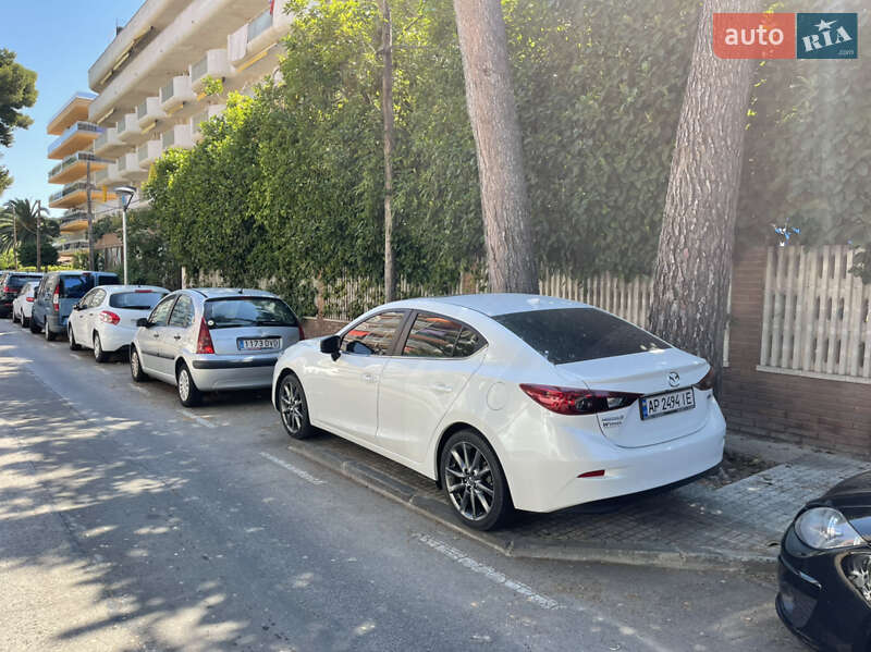 Mazda 3 2018