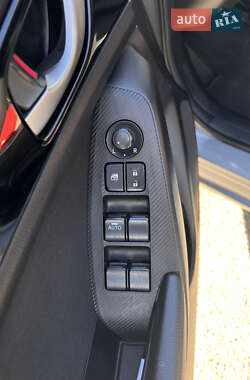 Седан Mazda 3 2016 в Кривом Роге