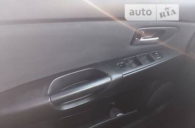 Седан Mazda 3 2005 в Малине