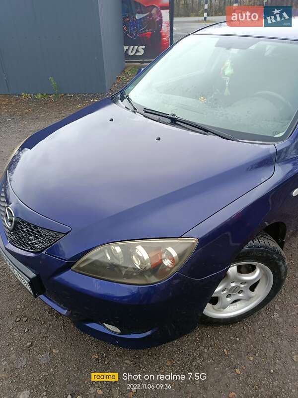 Хэтчбек Mazda 3 2004 в Калуше