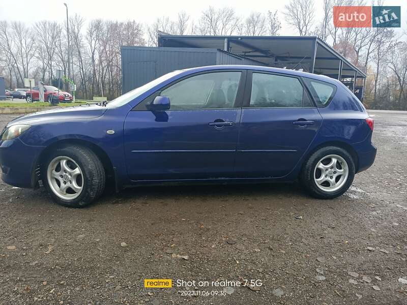 Хэтчбек Mazda 3 2004 в Калуше