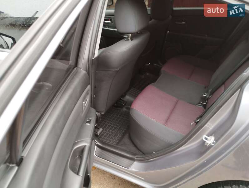 Седан Mazda 3 2006 в Черкассах