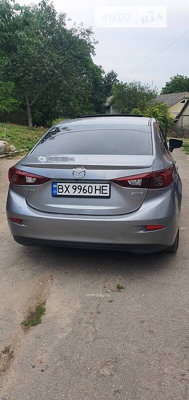 Седан Mazda 3 2016 в Хмельницькому
